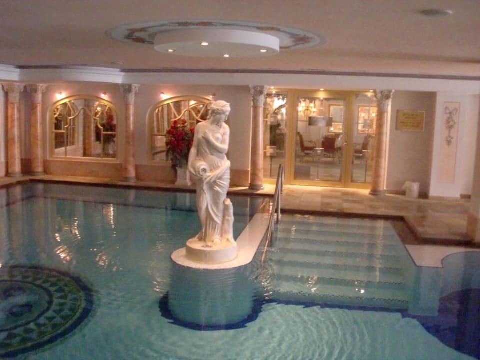 Pool Falkensteiner Hotel & Spa Falkensteinerhof