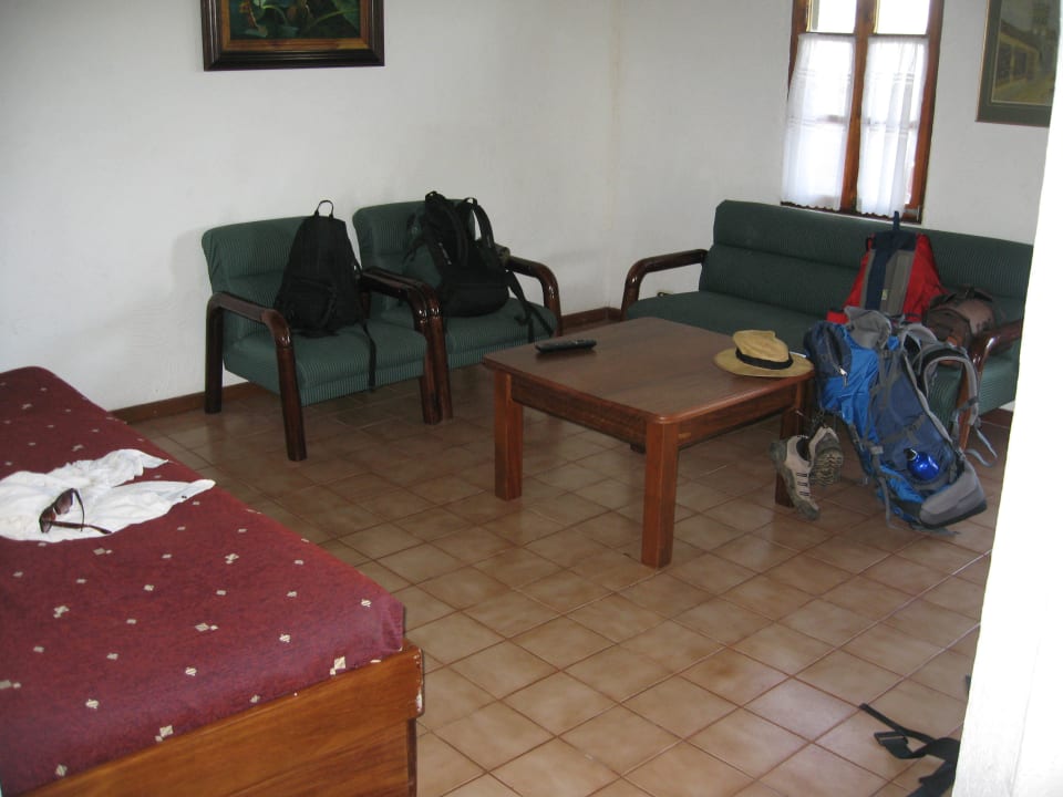 Wohnbereich des Appartements Hotel Los Heroes