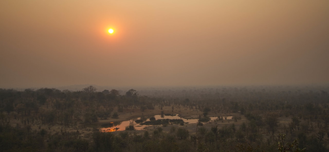 Außenansicht Victoria Falls Safari Lodge