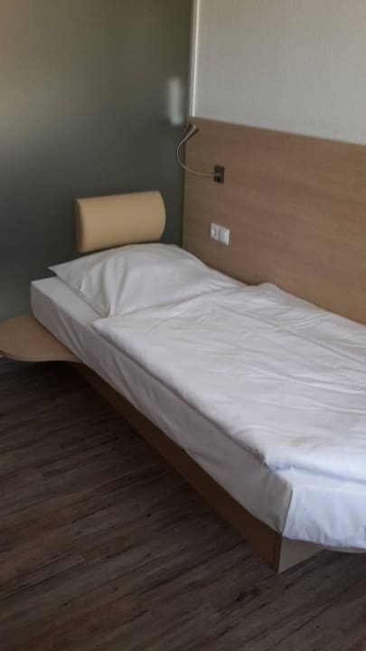 Einzelzimmer in der De­pen­dance Hotel Deutsches Haus