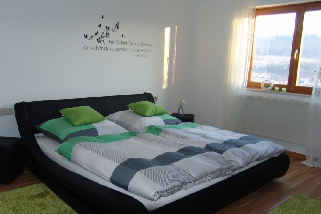Schlafzimmer Ferienwohnung Sonnenhang
