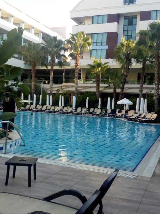 Pool Port Side Resort Hotel