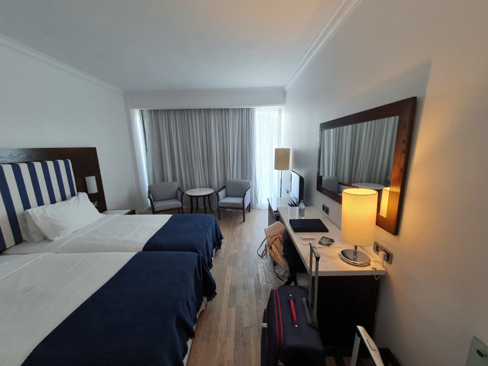 Zimmer Hotel Grecian Sands