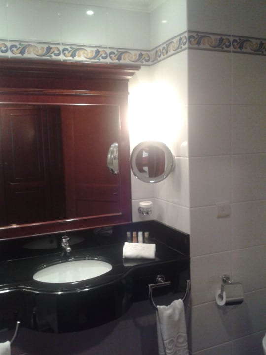 Bad  Grand Hotel Gozo