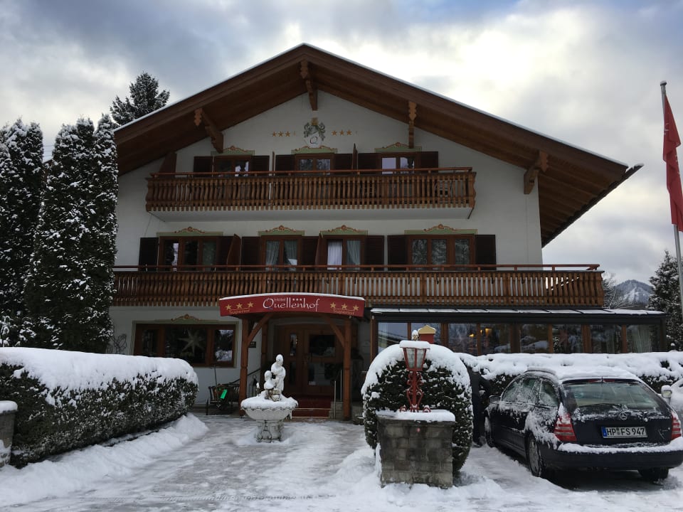 Außenansicht Hotel Quellenhof