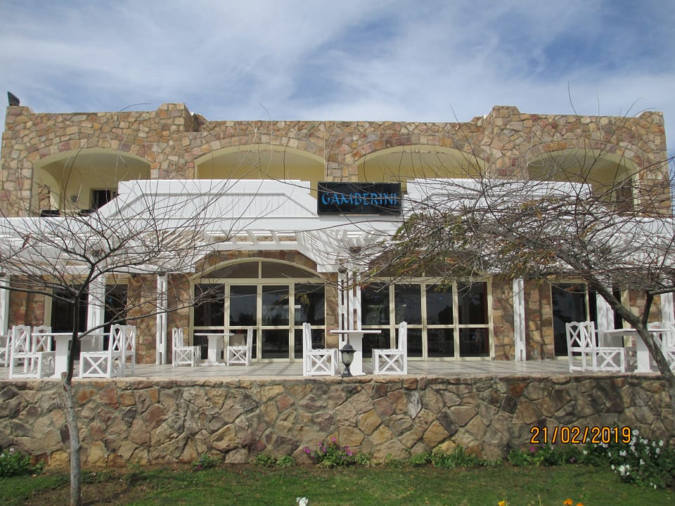 Gastro Brayka Bay Resort