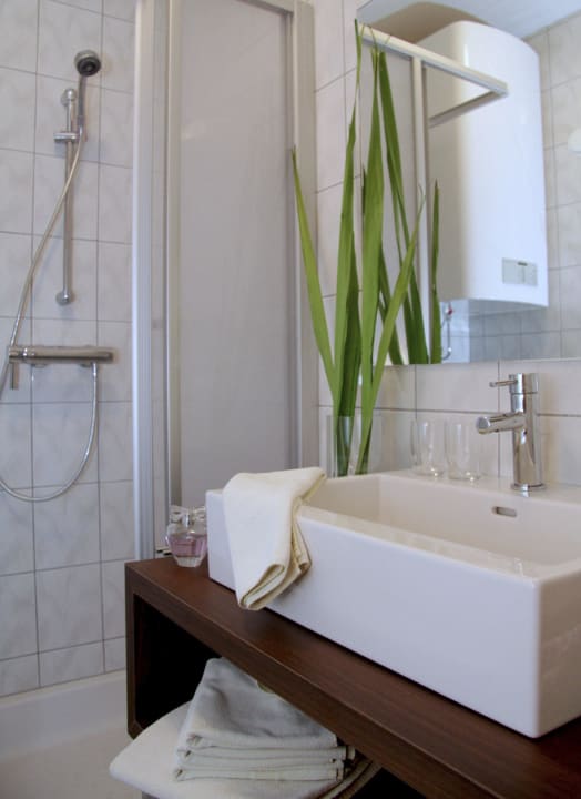 Badezimmer - Haus 3  Ferienwohnung Typ G Ferienwohnungen Scheiber