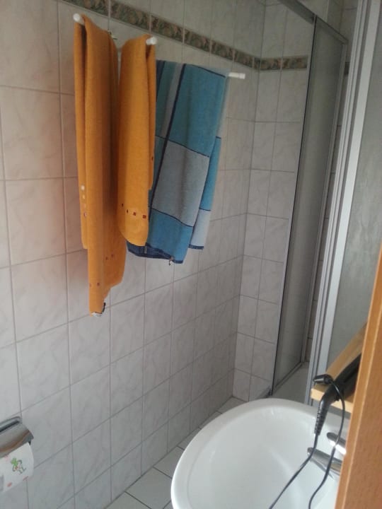 Bad mit WC und Dusche Pension Anni