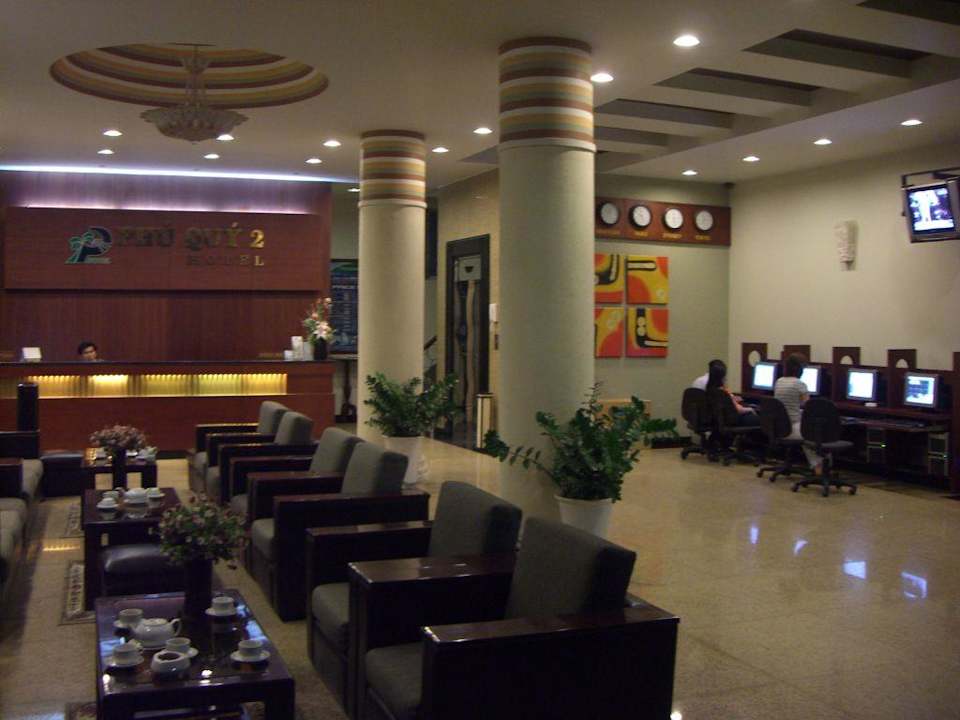 Lobby mit Internetecke Hotel Phu Quy 2