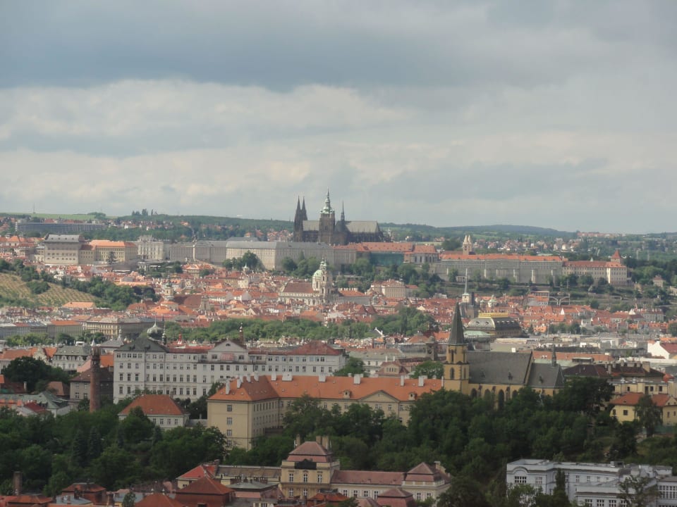 Toller Ausblick vom 20. Stock Grand Hotel Prague Towers