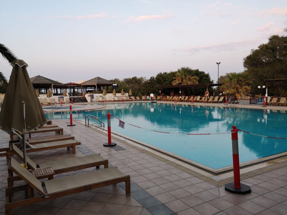 Pool Apollonia Beach Resort & Spa