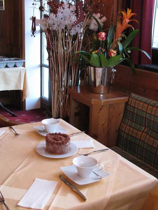 Geburtstagstorte Hotel Hahnbaum