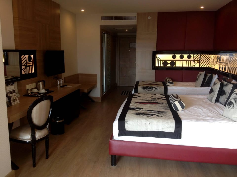 Zimmer 8010 Hotel Delphin Imperial