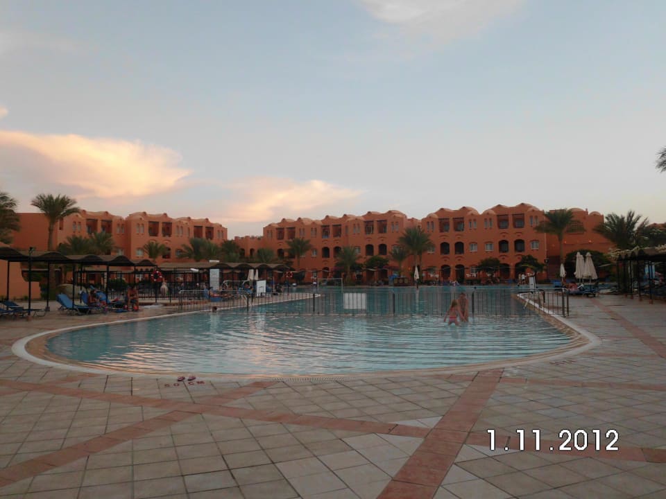 Der wunderschöne Animationspool Jaz Makadi Oasis Resort