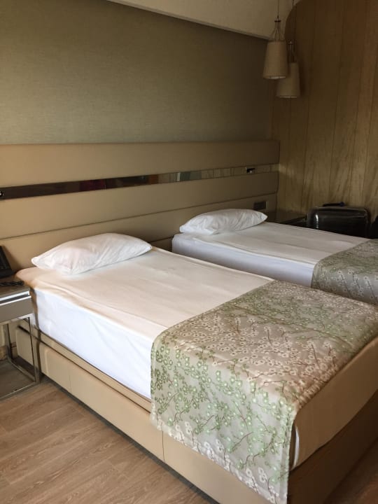 Doppelzimmer super Betten Club Grand Aqua