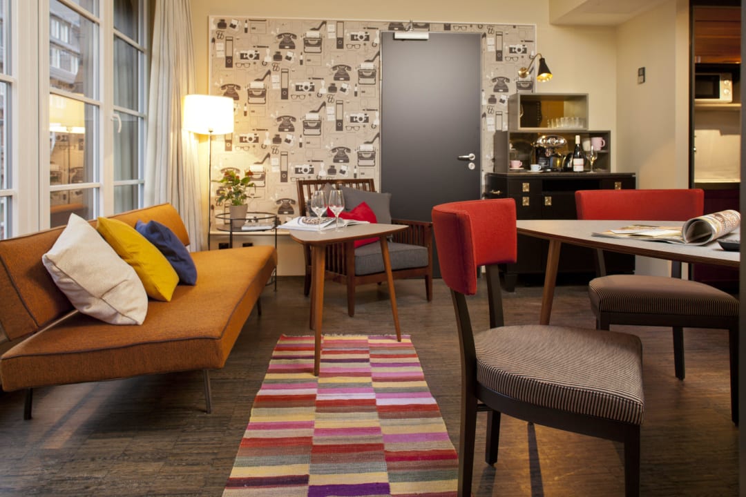 Suite Wohnraum Henri Hotel Hamburg Downtown