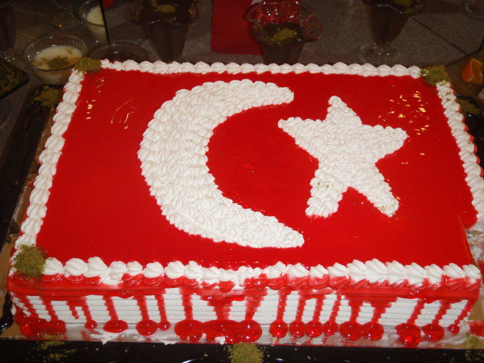 Ein leckerer Kuchen Side Sun Hotel