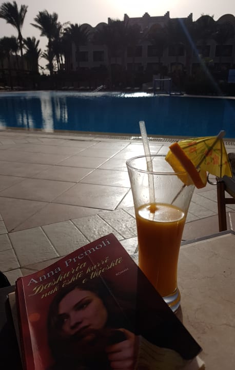 Frisch gepresster Mangosaft Hotel JAZ Makadi Star & Spa