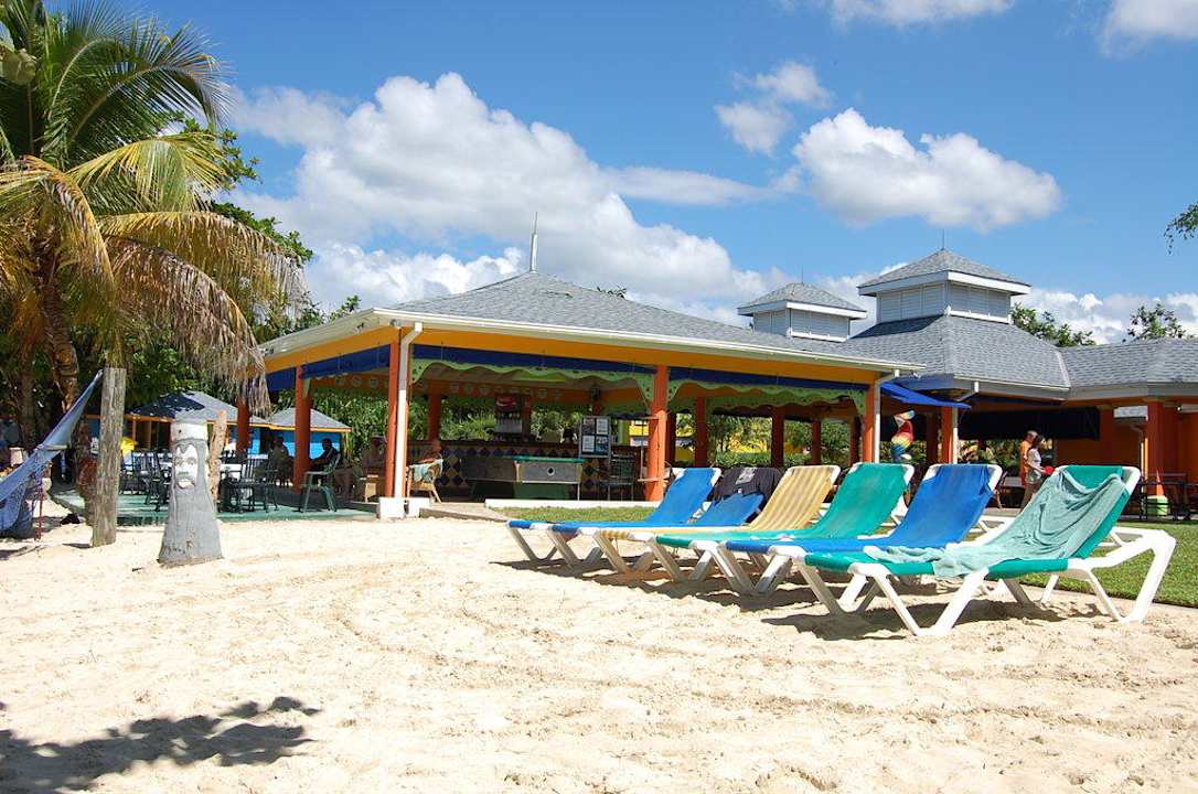 Bar mit Restaurant Hotel Grand Pineapple Beach Negril