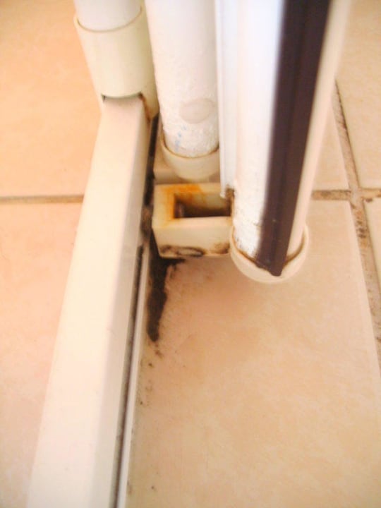 Schimmel Sayanora Hotel