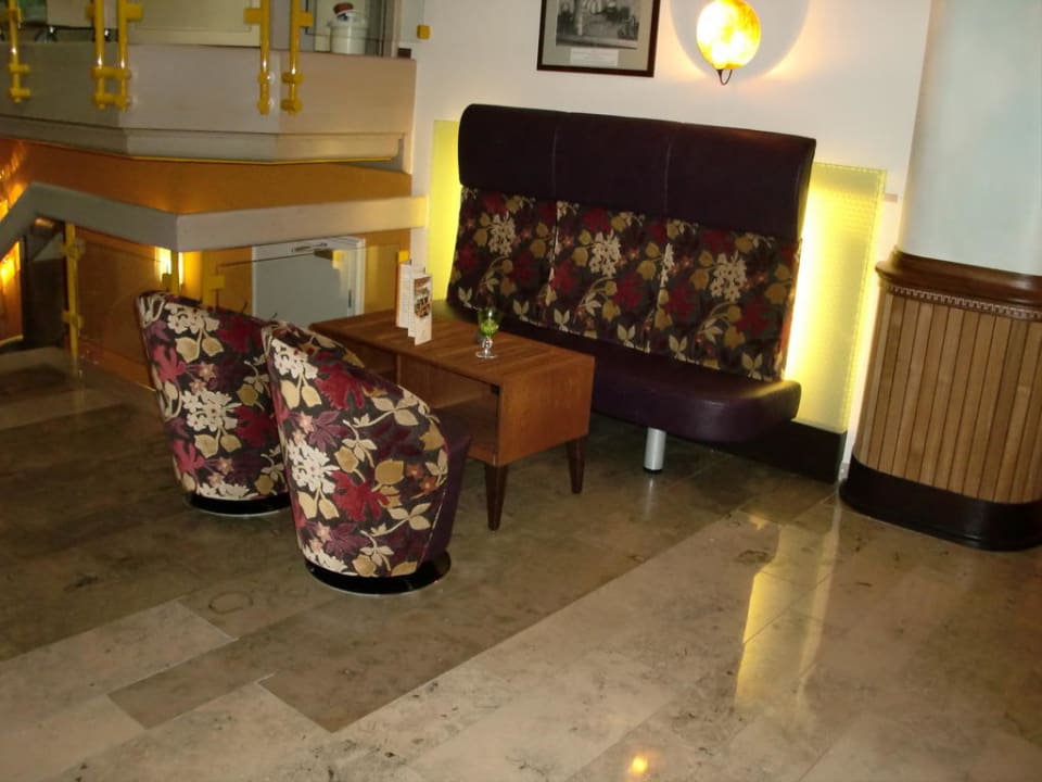 Gemütliche Ecke Spirit & SPA Hotel Birkenhof am Elfenhain