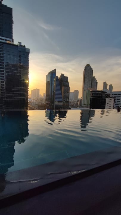 Pool Eastin Grand Hotel Sathorn