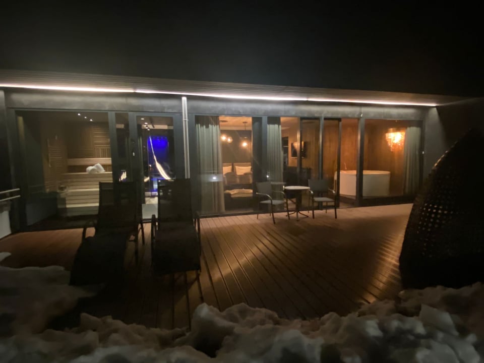 Zimmer Hüttenhof - Wellnesshotel & Luxus-Bergchalets