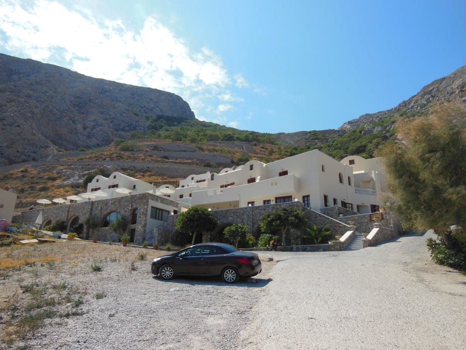 Epavlis mit Parkmöglichkeiten Hotel Epavlis