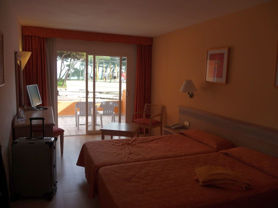 Doppelzimmer im 1.Stock Iberostar Waves Playa de Muro