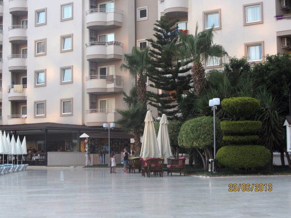Внешний вид Hotel Royal Garden Beach