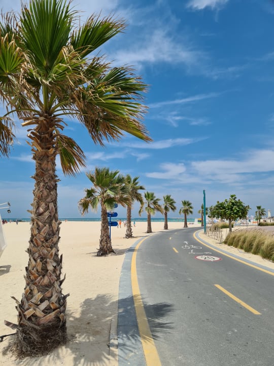 Strand Two Seasons Hotel & Apartments