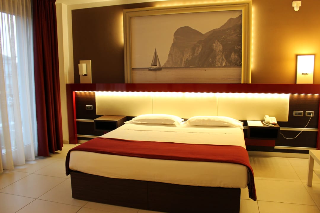 Zimmer Kairos Garda Hotel