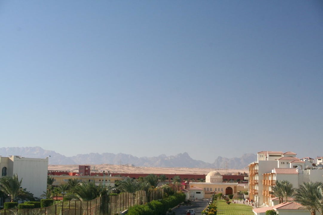 Blick zur Wüste Pickalbatros Dana Beach Resort - Hurghada