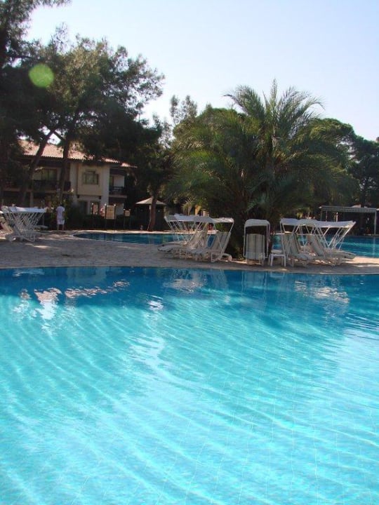 Basen Xanadu Resort Hotel