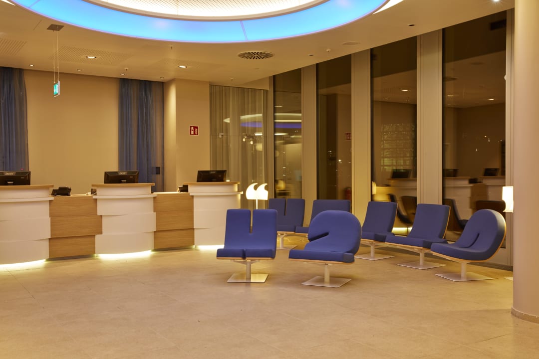 Lobby H2 Hotel München Messe