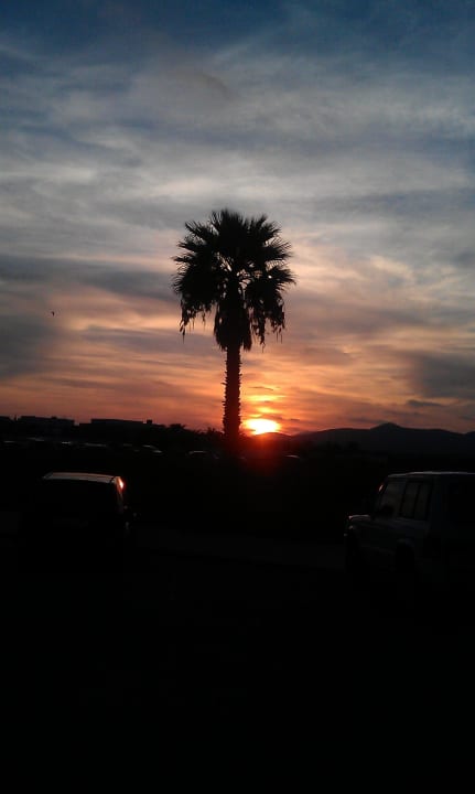 Sonnenuntergang Grand Palladium White Island Resort & Spa