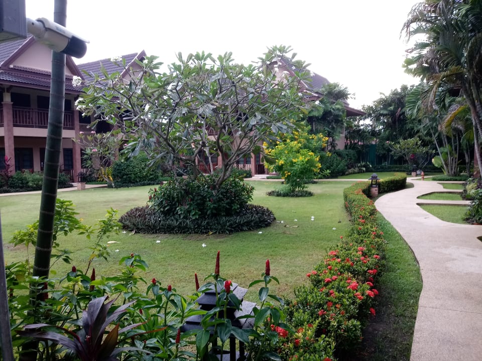 Gartenanlage Best Western Premier Bangtao Beach Resort & Spa