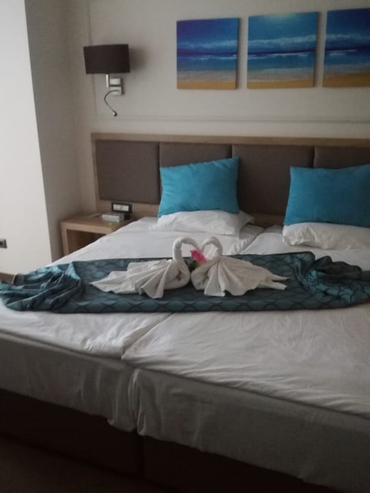 Zimmer Hotel Tiara Beach