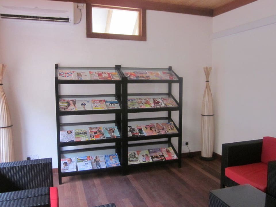 Bibliothek Vilamendhoo Island Resort & Spa