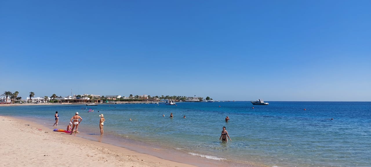 Strand Lotus Bay Beach Resort