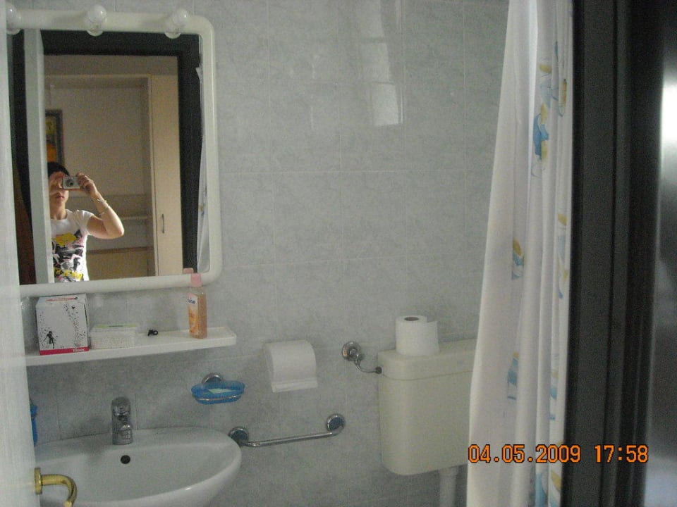 Das kleine Badezimmer Hotel Torino