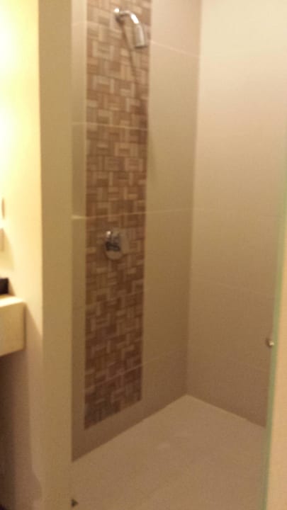 Dusche Hotel Rawai Palm Beach Resort
