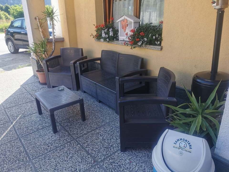 Außenansicht Pension Alla Pineta