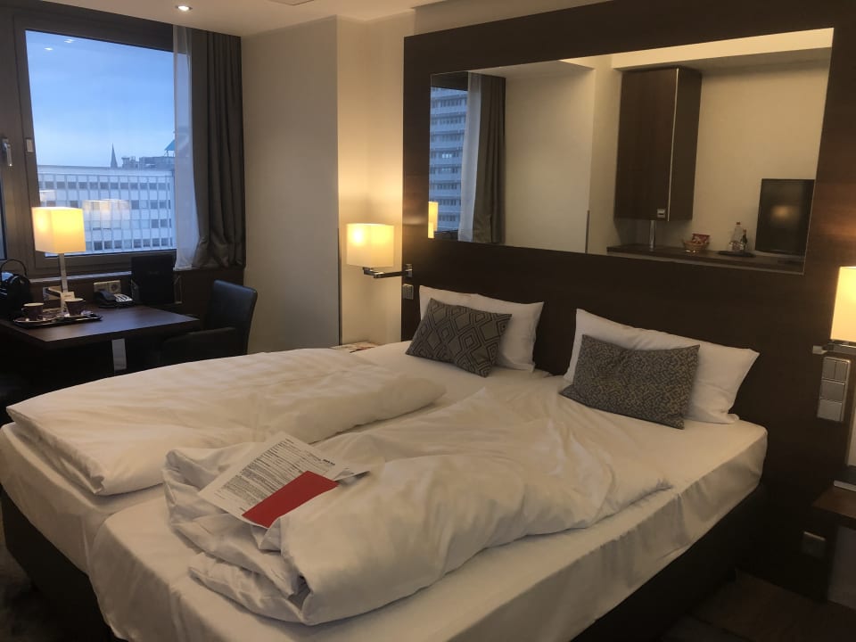 Zimmer Park Inn by Radisson Berlin Alexanderplatz