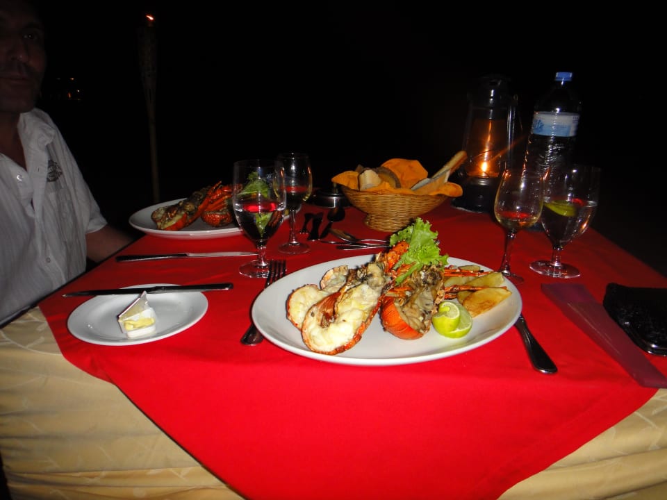 Lobster dinner am Strand, sehr romantisch Adaaran Select Meedhupparu Island Resort - Premium All Inclusive