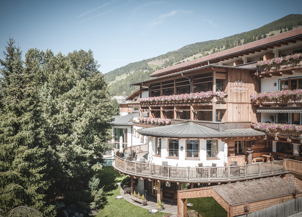 Außenansicht Hotel Alpenblick