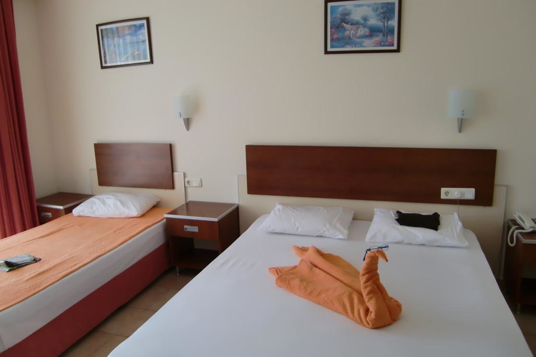 Zimmergestaltung Sayanora Hotel