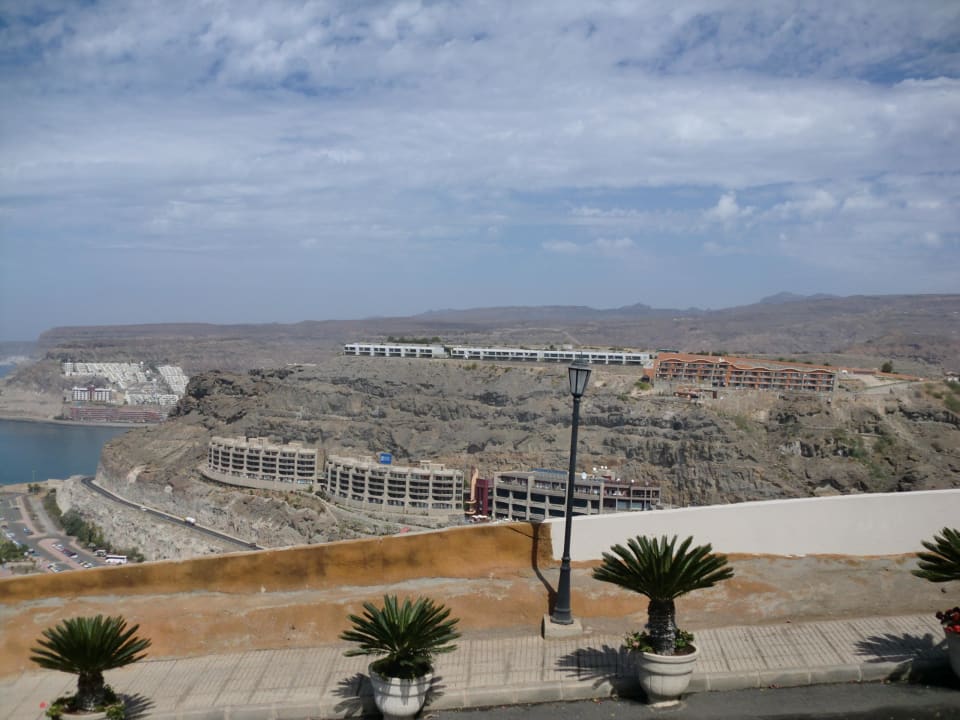 Straße zum Hotel Hotel Riu Vistamar