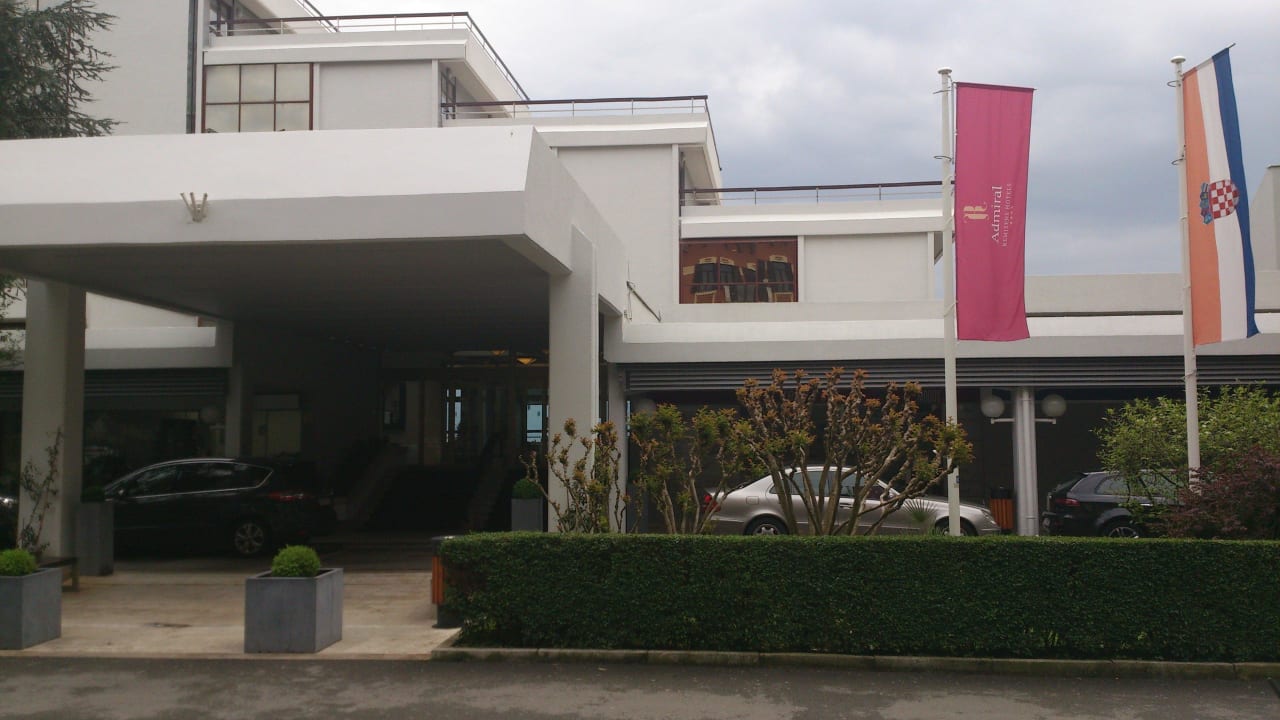Eingang Hotel Admiral