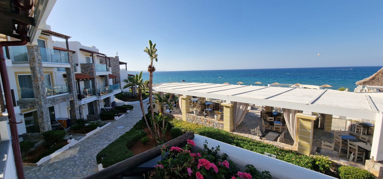 Ausblick Alexander Beach Hotel & Village Resort